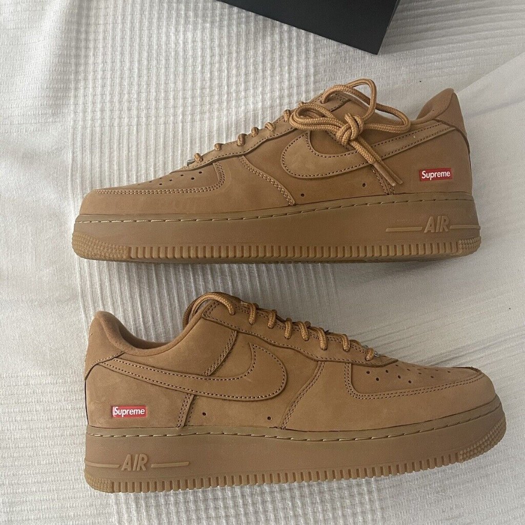 Men's Sneakers Dn1555-200 Size 9